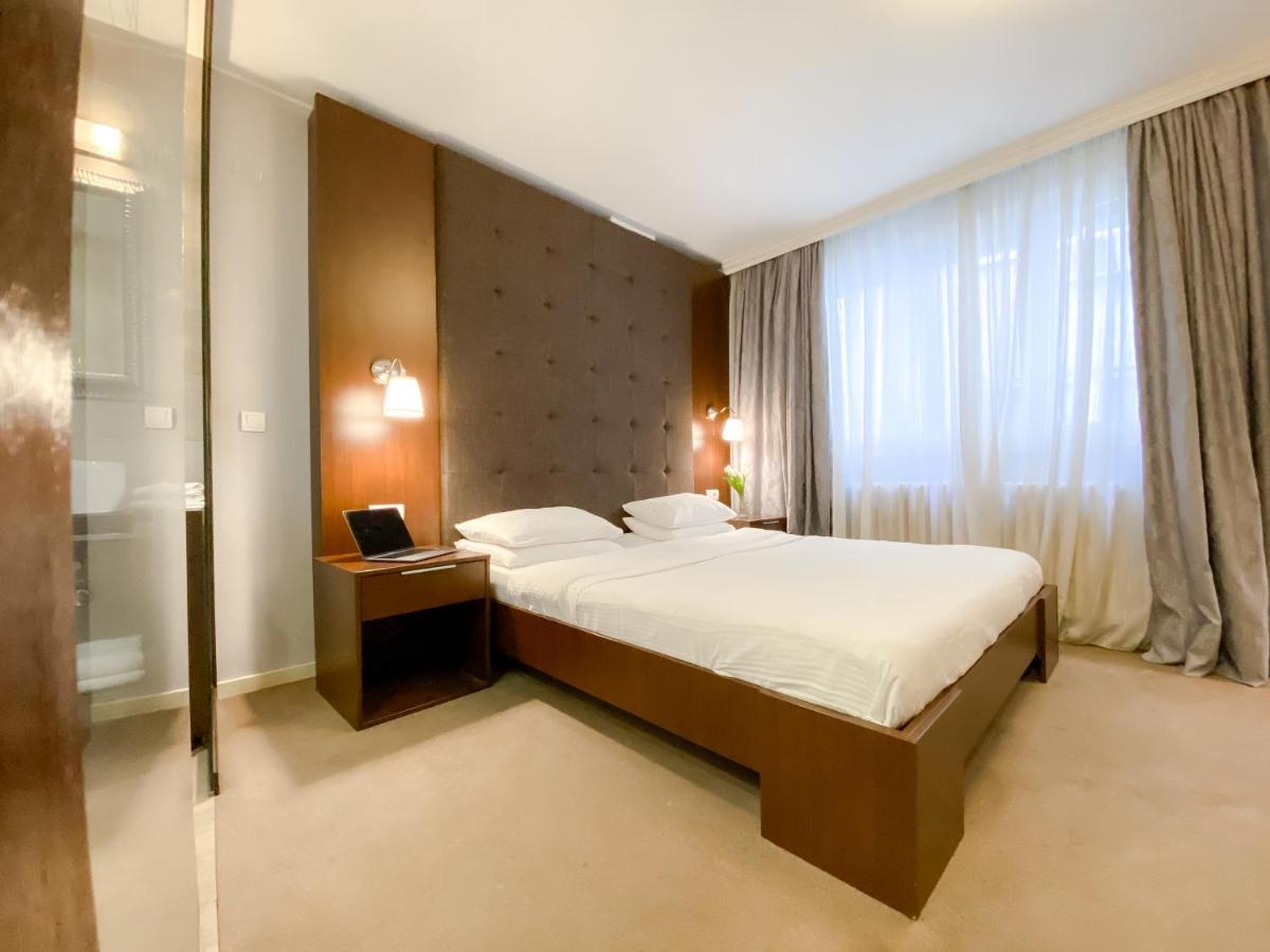 Luka De Luka Suites ベオグラード エクステリア 写真