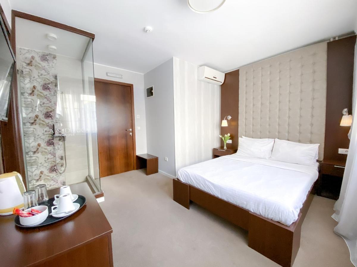 Luka De Luka Suites ベオグラード エクステリア 写真